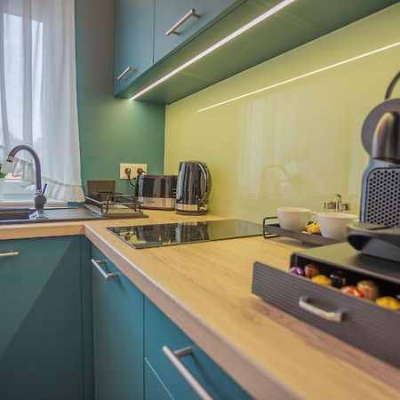 Viktoria Apartman Дьюла Екстер'єр фото