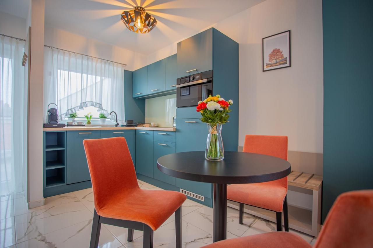 Viktoria Apartman Дьюла Екстер'єр фото