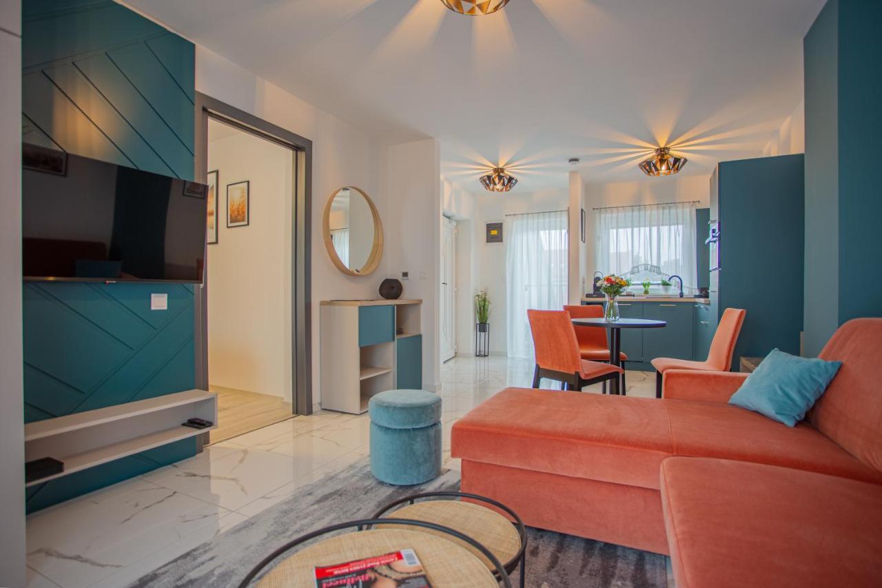 Viktoria Apartman Дьюла Екстер'єр фото